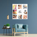 Gezinsfotocollage monogram wit canvas afdruk<br><div class="desc">Een uniek cadeau of een cadeau voor jezelf om haar/jouw leven te vieren met een collage van 8 van je eigen foto's, afbeeldingen. Personaliseer en voeg een naam en monogram brief toe. Een stijlvolle witte achtergrond. Grijze en zwarte tekst. De naam wordt geschreven met een modern handgeschreven stijlmanuscript met letters....</div>