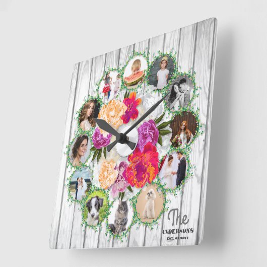 Gezinsfotocollage rond bloemen vierkante klok (Hoek)