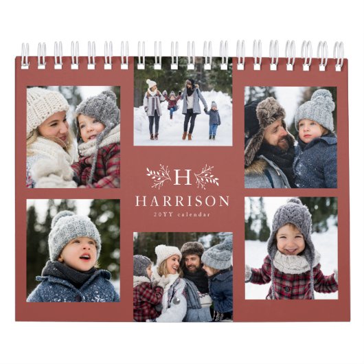 Gezinsfotocollage rustische terracotta monogram kalender (Hoes)