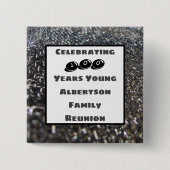 Gezinshereniging 100 jaar oude feestdag vierkante button 5,1 cm (Voorkant)