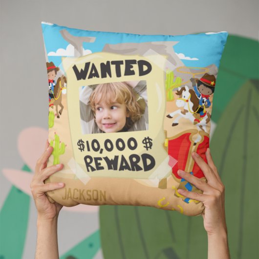 Gezocht Cowboy met foto en naam, kleine jongen Kussen