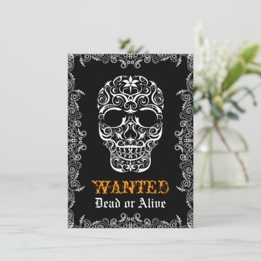 Gezocht dood of levend Halloween schedel uitnodigi Kaart (Staand voorkant)