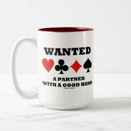 Gezochte partner met een goede hand (vier kaarteen tweekleurige koffiemok