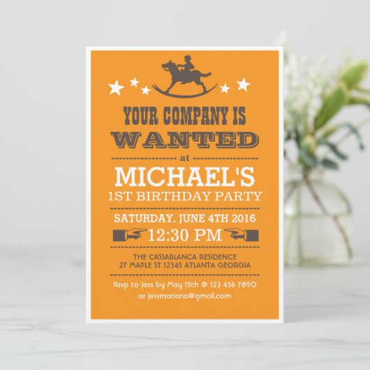 Gezochte Westerne Cowboy Birthday Uitnodiging voor (Staand voorkant)