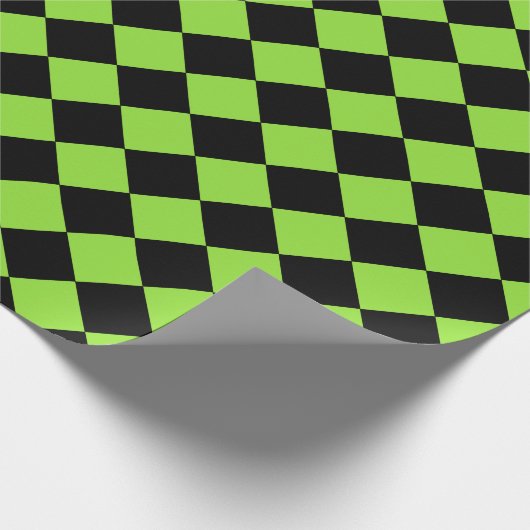 Gezonde zwarte chequker Birthday Custom Text Cadeaupapier (Hoek)