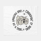 Gezondheidszorg Halloween, Creeping It Real One Pa Fleece Deken (Voorkant (Horizontaal))