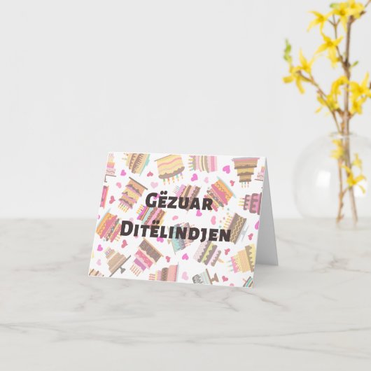 Gëzuar Ditëlindjen, Albanees verjaardag Kaart (Gele Bloem)