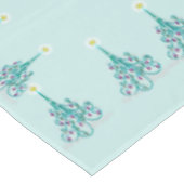 Gezwollen kerstboom 60" x 104" tafelkleed (Gekanteld)