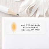 Ggloeiende Christelijke bruiloft tussen de kerk Etiket (Insitu)