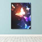 Ggloeiende nachtvlinders canvas afdruk (Insitu (Houten vloer))