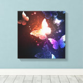 Ggloeiende nachtvlinders canvas afdruk (Insitu (Houten vloer))