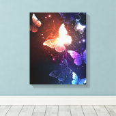 Ggloeiende nachtvlinders canvas afdruk (Insitu (Houten vloer))