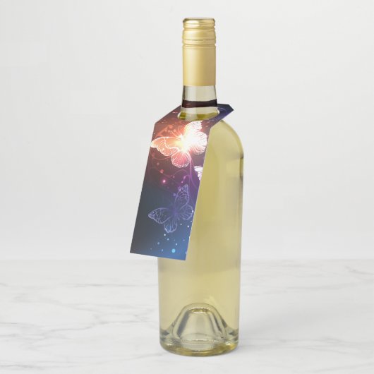 Ggloeiende nachtvlinders flessenhanger (Schuin)