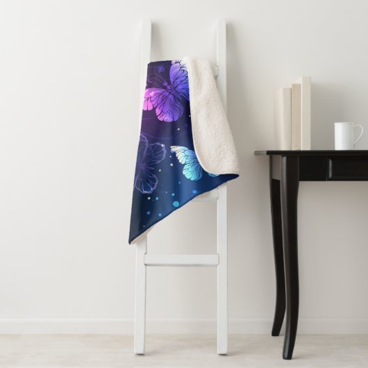 Ggloeiende nachtvlinders sherpa deken (In situ)