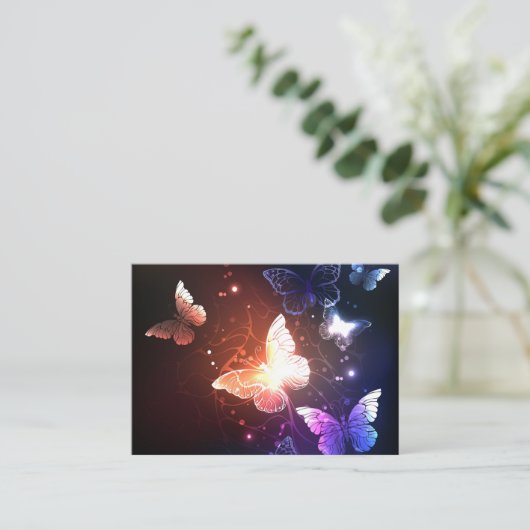 Ggloeiende nachtvlinders visitekaartje (Staand voorkant)