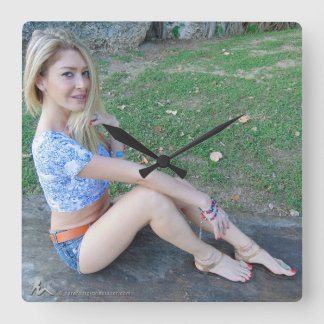 Ghalia Vierkante Klok