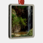 Ghana: Wli Herfsten, ook bekend als Agumatsa-Herfs Metalen Ornament (Rechts)