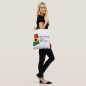 Ghanese Tote Bag (Op model)