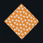 Ghost Halloween Sinaasappel Bandana<br><div class="desc">Veel kleine witte geesten op een oranje achtergrond. Een leuk patroon voor hen die van schattige en spookachtige dingen houden. Bijzonder goed voor Halloween. Originele kunst van Nic Squirrell.</div>