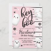 Ghost Hey Boo Pastel Roze Halloween Verjaardag Kaart (Voorkant)