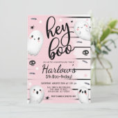 Ghost Hey Boo Pastel Roze Halloween Verjaardag Kaart (Staand voorkant)