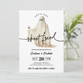 Ghost Let's Get Sheet Faced Grappige Halloween Kaart (Staand voorkant)