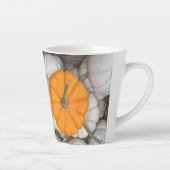 Ghost Pumpkins met een gulzige oranje Latte Mok (Rechts)