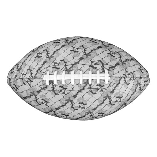 Ghost Roos die een kettingverbindingsomheining naa American Football (Voorkant)