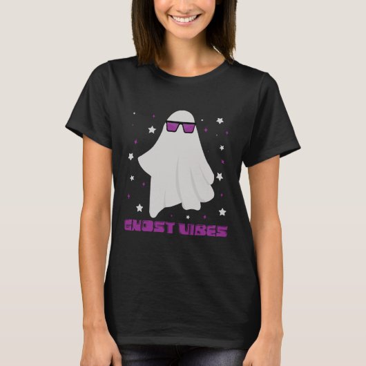 Ghost Vibes Halloween Design - Cool Ghost T-shirt (Voorkant)