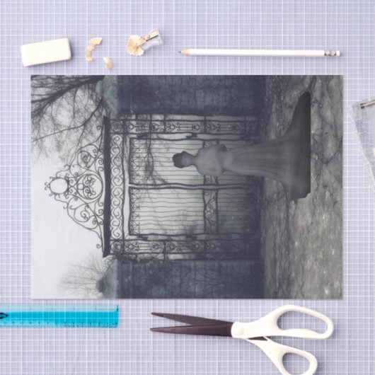 Ghosted Woman Creepy Decoupage Tissuepapier (Craft)