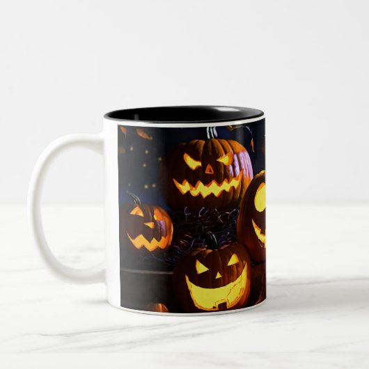 Ghostly Goodies: Halloween Mok Collectie (Links)
