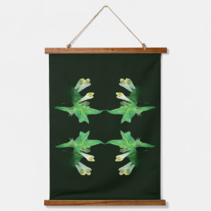 Ghostly White Wildflower Mirror Abstract Hangend Wandkleed