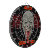 Ghoulish Zombie-aanval Dartbord (Voorkant Links)