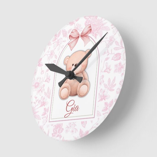 Gia | Aangepaste Roze Teddybeer Nursery Ontwerp Ronde Klok (Hoek)