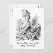 Giant Alice Upsets the Jury (letterlijk) Briefkaart (Voorkant / Achterkant)