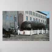 Giant Bked Potatoe Float Scene Poster (Voorkant)