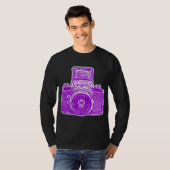 Giant East German Camera - Paars en wit T-shirt (Voorkant volledig)