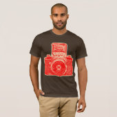 Giant East German Camera - Red en Cream T-shirt (Voorkant volledig)