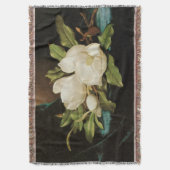 Giant Magnolias op een blauwe vlinderkast van MJ H Deken (Voorkant Verticaal)