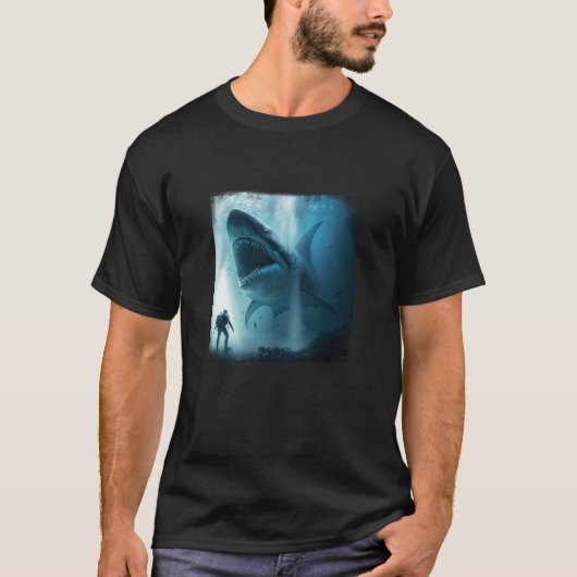 Giant Megalodon Shark T-shirt (Voorkant)
