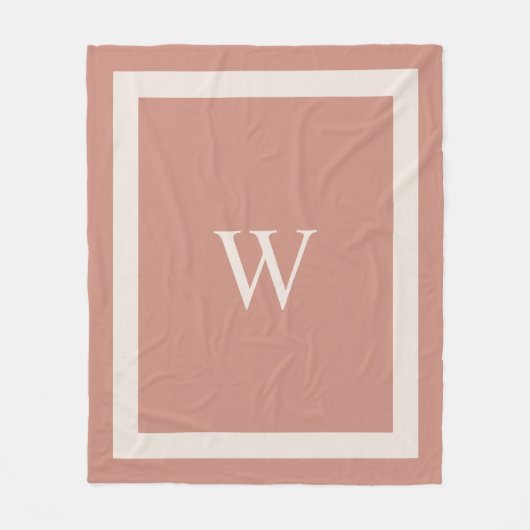 Giant Monogram op Terra Cotta Background Throw Fleece Deken (Voorkant)