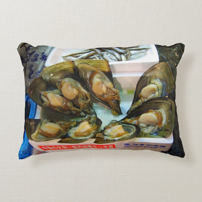 Giant Mussels Tsukiji Fish Market, Tokyo, Japan Accent Kussen (Voorkant)
