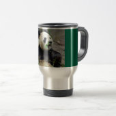 Giant panda eating bamboo reisbeker (Voorkant rechts)