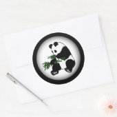 Giant Panda Eats Bamboo Ronde Sticker (Envelop)
