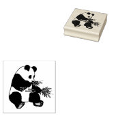 Giant Panda Eats Bamboo Rubberstempel (Gestempeld)