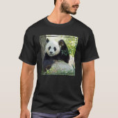 Giant Panda rusteert tegen bomen T-shirt (Voorkant)