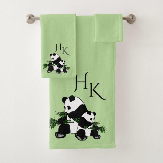 Giant Pandas Monogram Bad Handdoek (Insitu)