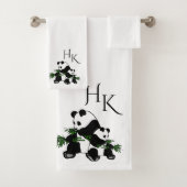 Giant Pandas Monogram Bad Handdoek (Insitu)