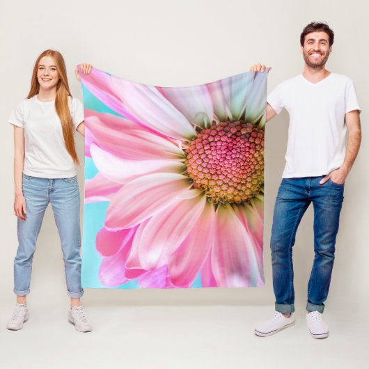Giant Pink Daisy Fleece Deken (In situ)