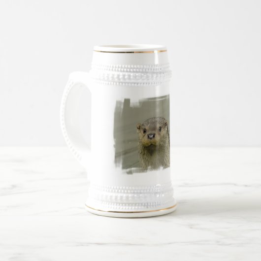 Giant River Otter Beer Stein Bierpul (Voorkant links)